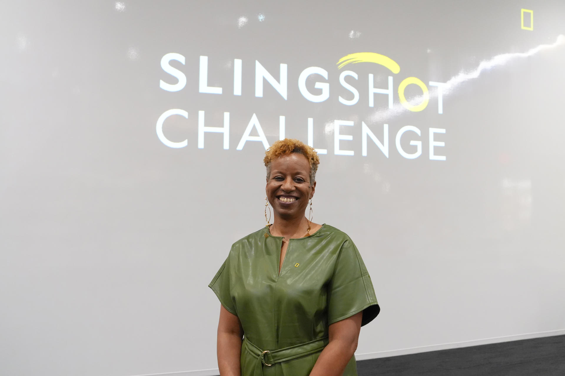 La directora de educación y participación comunitaria de NatGeo, Deborah Grayson, fue captada, este 12 de mayo, al posar tras el anuncio de los ganadores del Slingshot Challenge 2026 de la Sociedad National Geographic, en Washington DC (EE.UU.). EFE/Octavio Guzmán
