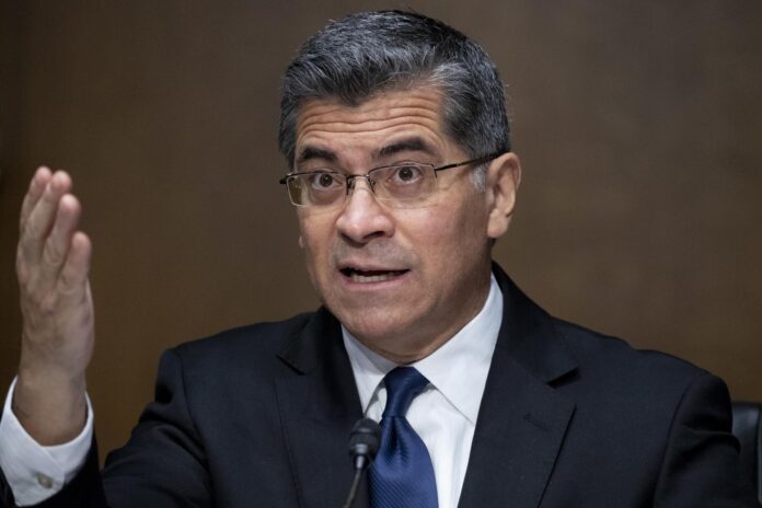 Fotografía de archivo en la que se captó al exsecretario de Salud de EE.UU. Xavier Becerra, durante una comparecencia ante una comisión del Senado estadounidense, en Washington DC (EE.UU.) EFE/Michael Reynolds/Pool
