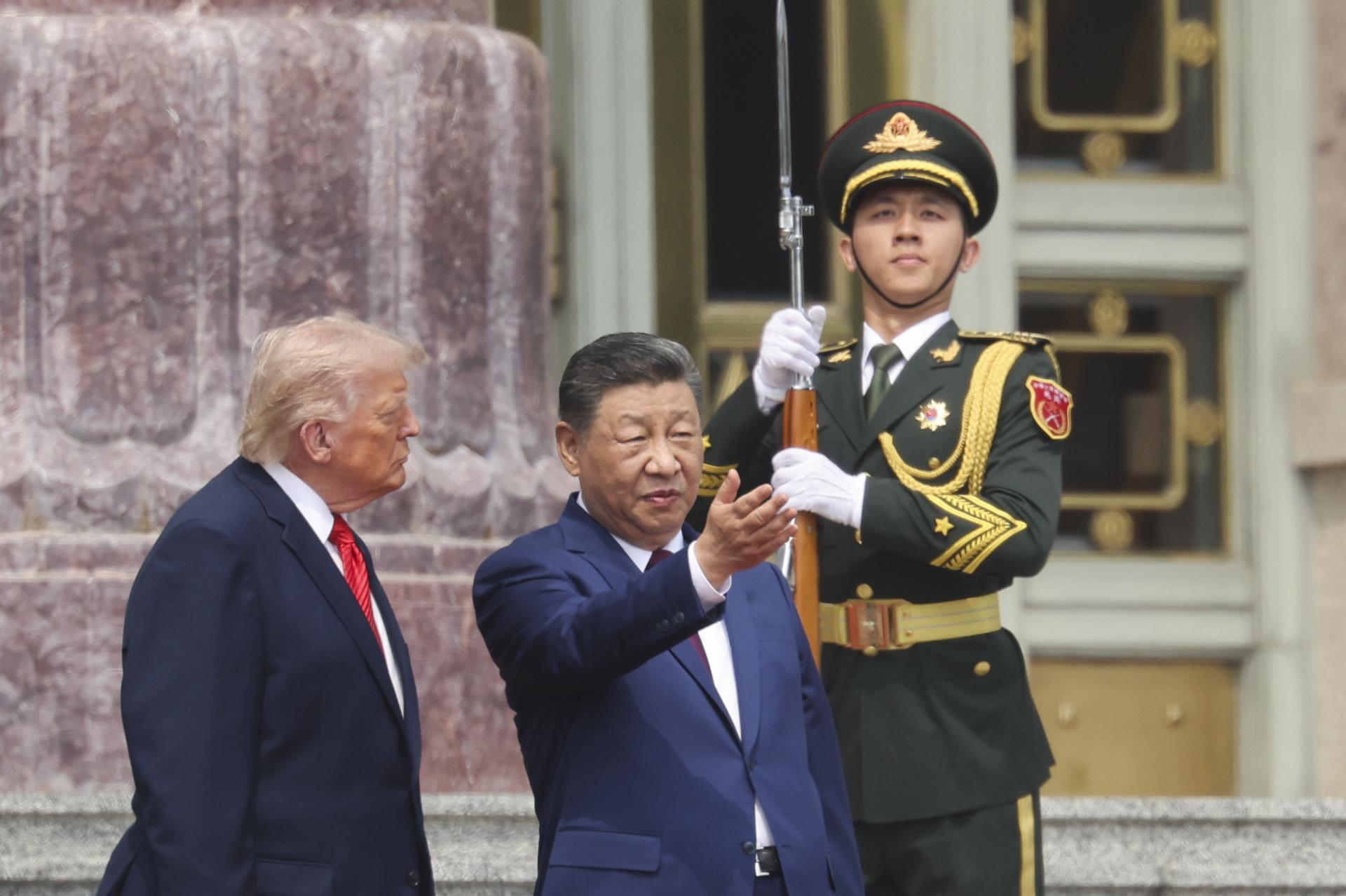 BEIJING (China), 14/05/2026.- Los presidentes de China y Estados Unidos, Xi Jinping y Donald Trump, en su encuentro en Pekín. EFE/EPA/Maxim Shemetov / POOL
