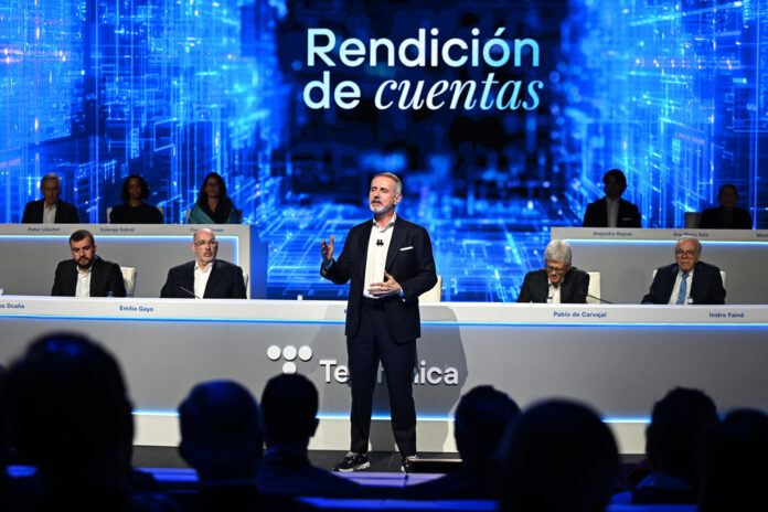 Imagen de archivo del presidente ejecutivo de Telefónica, Marc Murtra, en la Junta de Accionistas que se celebró el 26 de marzo de 2026. EFE/ Fernando Villar
