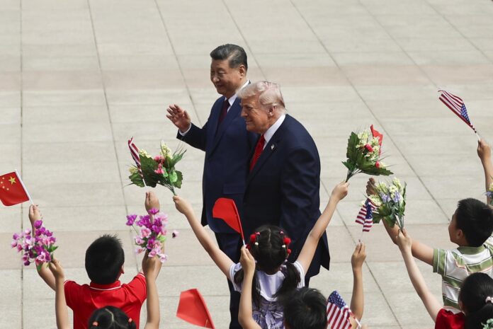 BEIJING (China), 14/05/2026.- Los presidentes de Estados Unidos y China, Donald Trump y Xi Jinping durante su encuentro en Pekín. EFE/EPA/Maxim Shemetov / POOL
