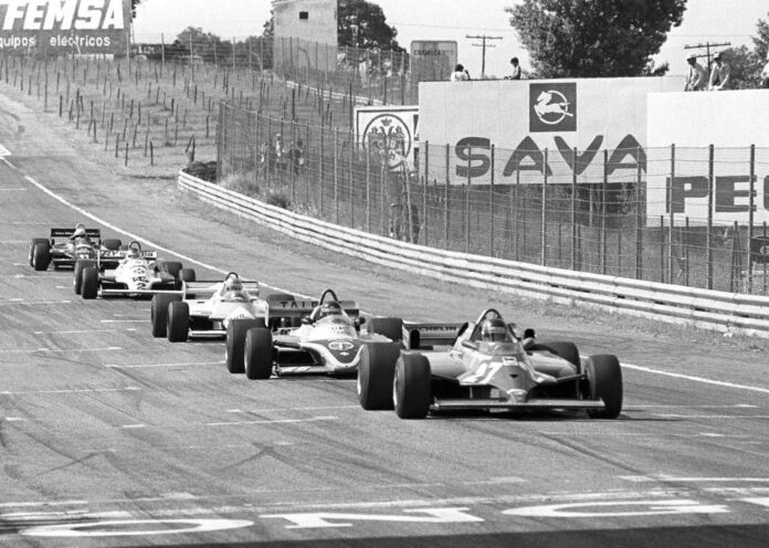 En quinta posición el italiano Elio de Angelisuit. EFE Archivo
