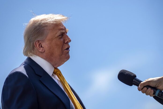 El presidente de EE.UU., Donald Trump, en una foto de archivo. EFE/EPA/BONNIE CASH / POOL
