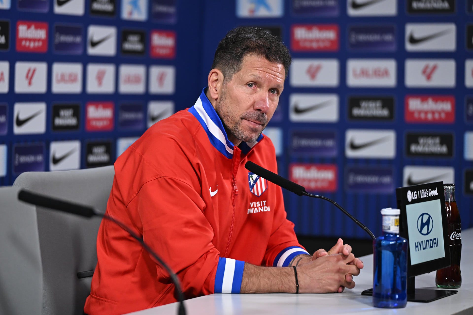 Simeone, en la rueda de prensa. EFE/ Fernando Villar
