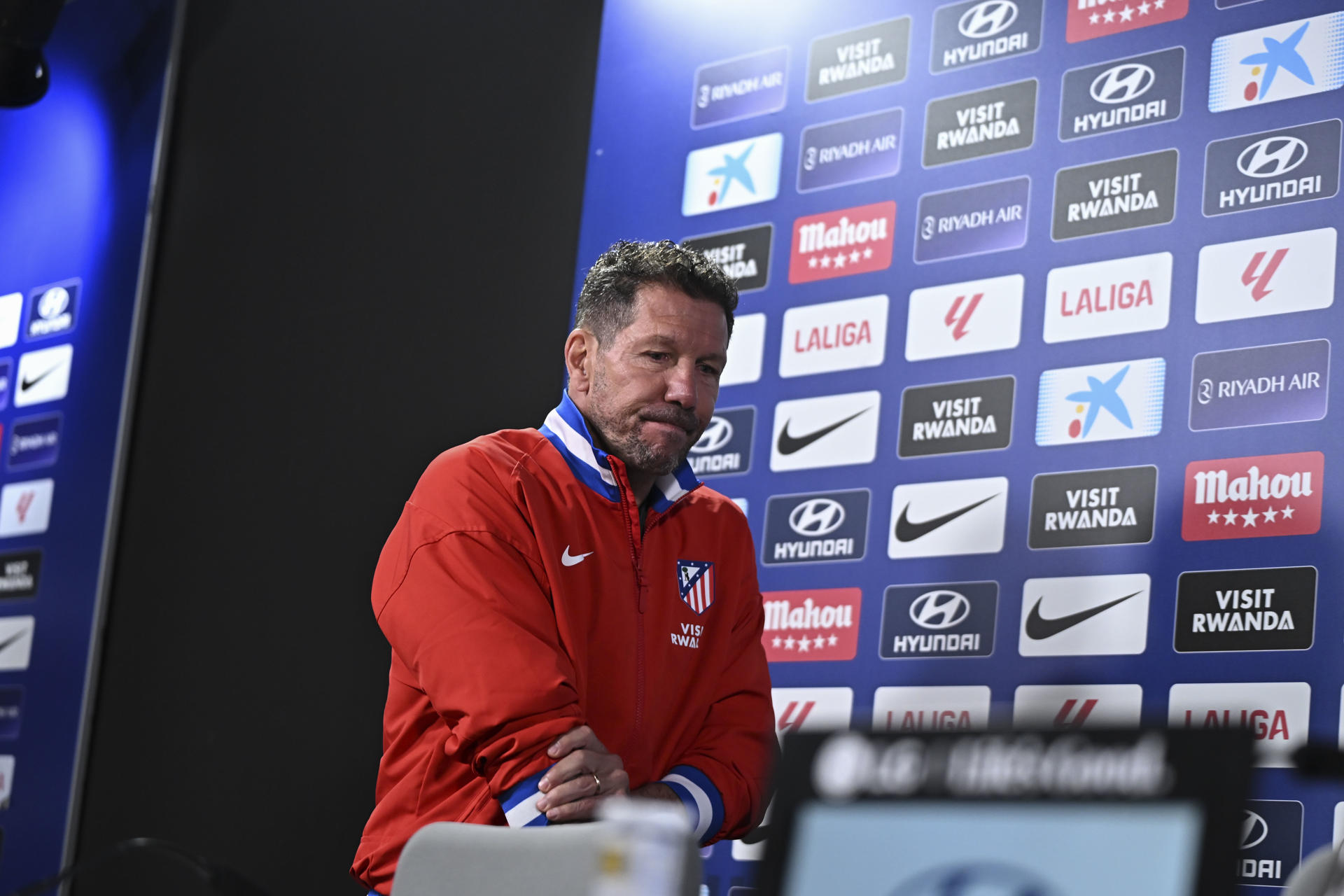 Simeone,, a su llegada a la rueda de prensa. EFE/ Fernando Villar
