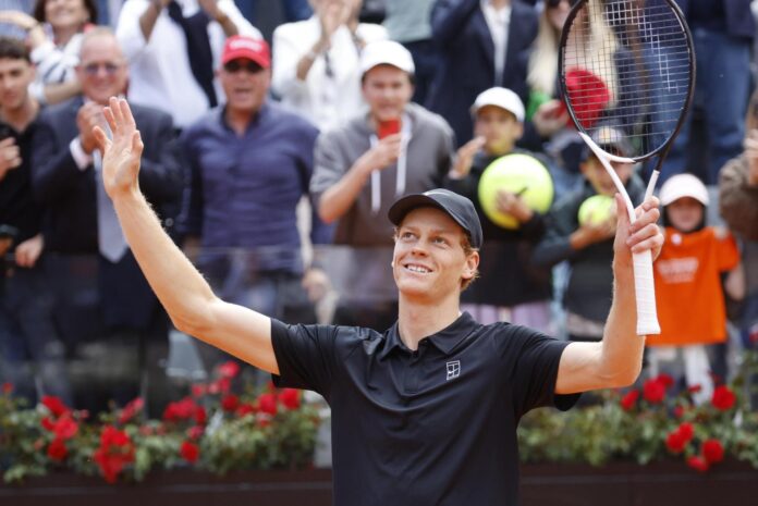 Jannik Sinner se clasificó este sábado para la final del Masters 1.000 de Roma EFE/EPA/FABIO FRUSTACI
