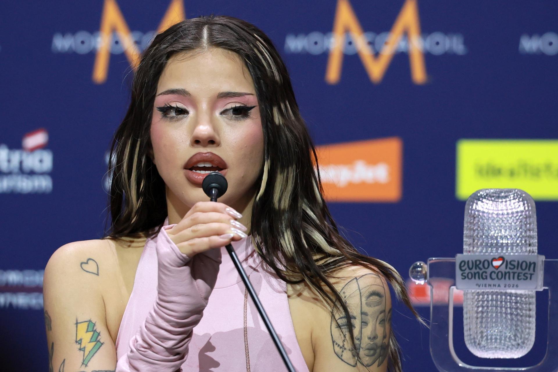 Dara asiste a una rueda de prensa tras ganar la 70ª edición de Eurovisión en Viena, Austria, el 17 de mayo de 2026. EFE/EPA/HANNIBAL HANSCHKE