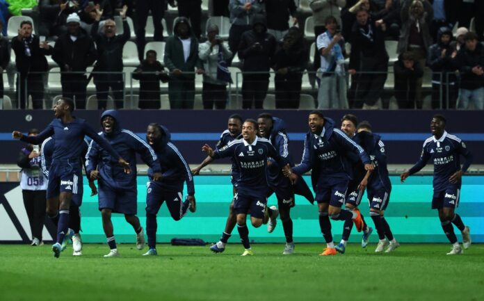El jugador del Paris Alimami Gory celebra el 2-1 al PSG. EFE/EPA/MOHAMMED BADRA
