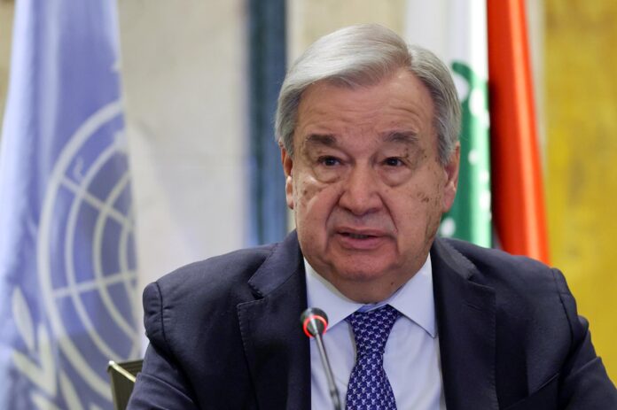 Fotografía de archivo, tomada el pasado 14 de marzo, en la que se captó al secretario general de la ONU, António Guterres, durante una conferencia de prensa, en Beirut (Líbano). EFE/Wael Hamzeh
