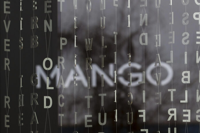 Imagen de archivo de la sede de la empresa Mango. EFE/Quique García
