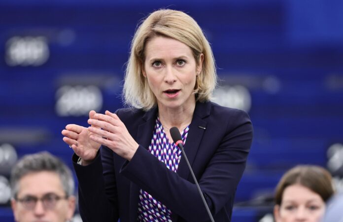 La Alta Representante de la Unión Europea para Asuntos Exteriores y Política de Seguridad, Kaja Kallas, interviene durante un debate sobre la «Estrategia de la UE para abordar las crisis actuales en Oriente Medio» en el Parlamento Europeo, en Estrasburgo, Francia, el 19 de mayo de 2026. El actual período de sesiones plenarias se desarrolla del 18 al 21 de mayo de 2026. (Francia, Estrasburgo) EFE/EPA/RONALD WITTEK
