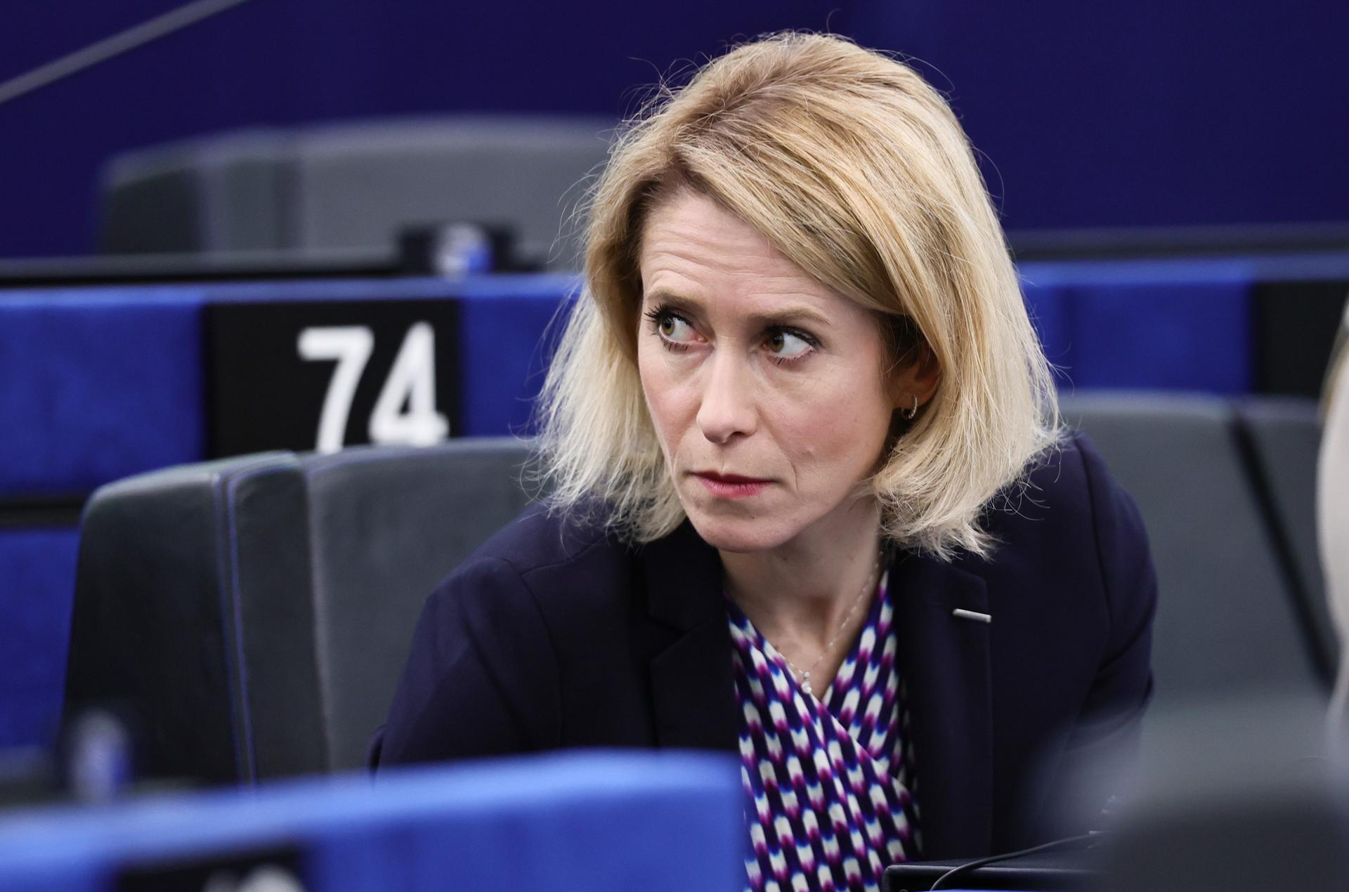 La Alta Representante de la Unión Europea para Asuntos Exteriores y Política de Seguridad, Kaja Kallas, interviene durante un debate sobre la «Estrategia de la UE para abordar las crisis actuales en Oriente Medio» en el Parlamento Europeo, en Estrasburgo, Francia, el 19 de mayo de 2026. El actual período de sesiones plenarias se desarrolla del 18 al 21 de mayo de 2026. (Francia, Estrasburgo) EFE/EPA/RONALD WITTEK
