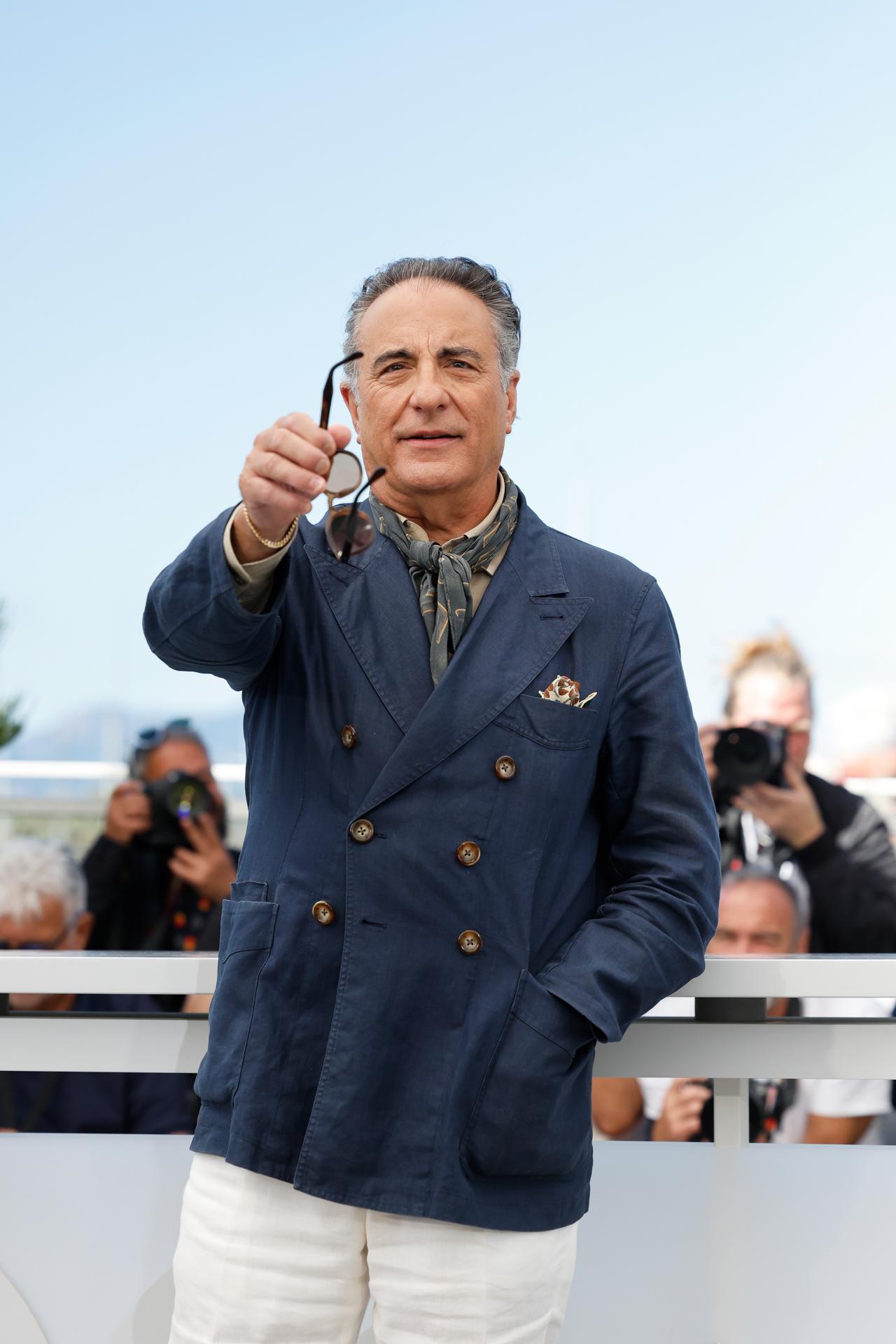 El director Andy Garcia asiste a la sesión fotográfica de 'Diamond' durante el 79º Festival de Cine de Cannes, en Cannes, Francia, el 20 de mayo de 2026. El festival de cine se celebra del 12 al 23 de mayo de 2026. (Cine, Francia) EFE/EPA/SEBASTIEN NOGIER
