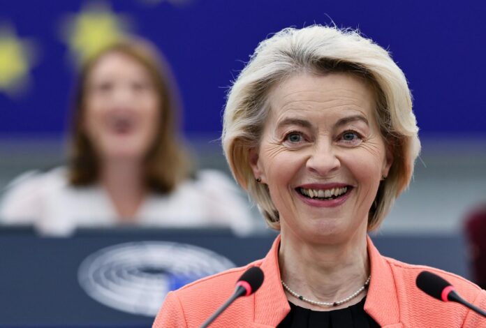 Fotografía de la presidenta de la Comisión Europea, Ursula von der Leyen. EFE/EPA/RONALD WITTEK
