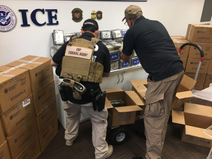 El Servicio de Inspección del Correo Postal de Estados Unidos en Puerto Rico informó este miércoles que desde enero pasado su oficina ha decomisado este año 556 kilos de cocaína en 448 paquetes con destinos a Estados Unidos. Imagen de archivo. EFE/Jorge Muñiz
