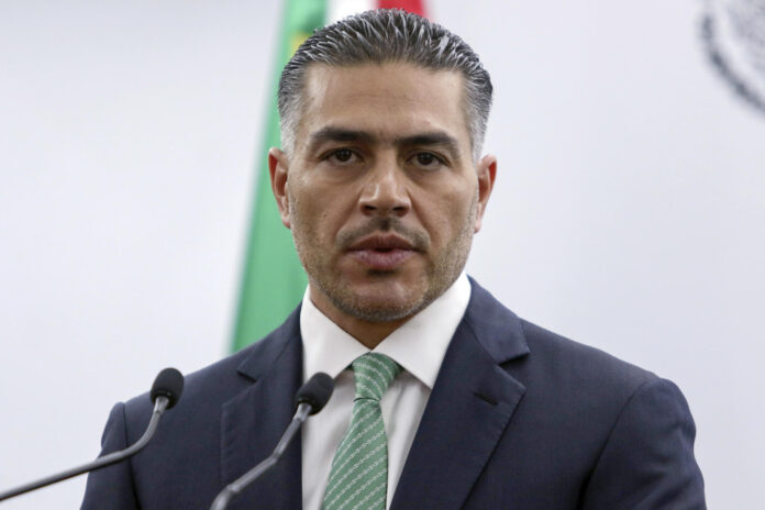 El secretario de Seguridad y Protección Ciudadana, Omar García Harfuch, habla en una rueda de prensa en Ciudad de México (México). Imagen de archivo. EFE/ Madla Hartz
