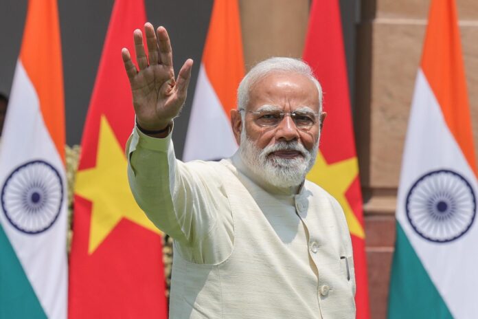 Imagen de archivo del primer ministro de la India, Narendra Modi, antes de una reunión en Hyderabad House en Nueva Delhi, India, el 6 de mayo de 2026. 
EFE/EPA/RAJAT GUPTA
