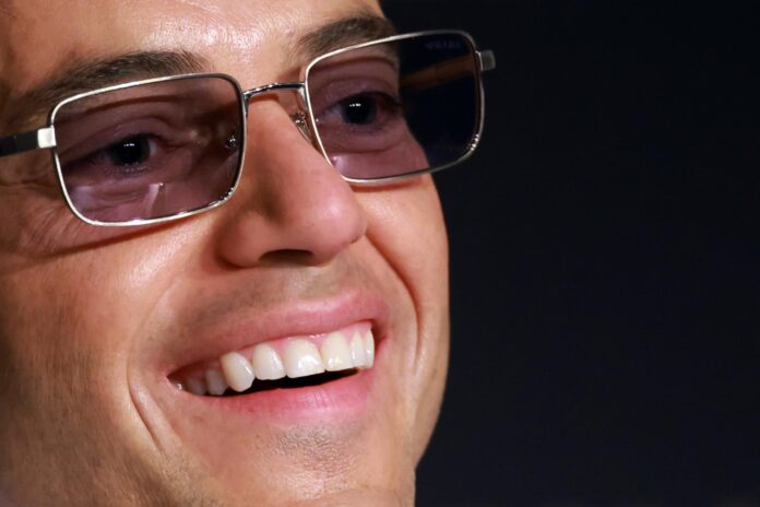 Rami Malek asiste a la rueda de prensa de 'El hombre que amo' durante el 79º Festival de Cine de Cannes, en Cannes, Francia, el 21 de mayo de 2026. El festival se celebra del 12 al 23 de mayo de 2026.. (Cine, Francia) EFE/EPA/CLEMENS BILAN / POOL
