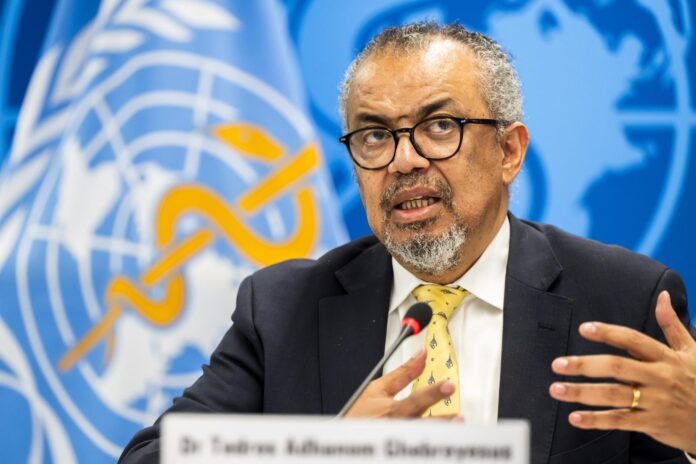 Imagen de archivo del director general de la Organización Mundial de la Salud (OMS), Tedros Adhanom Ghebreyesus. EFE/EPA/MARTIAL TREZZINI
