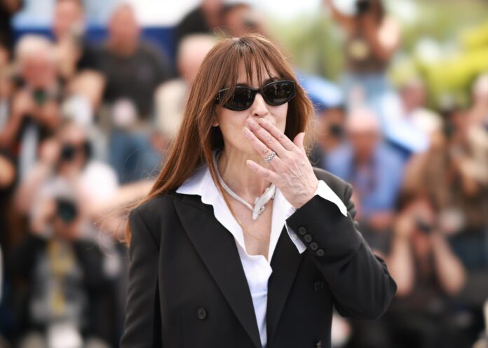 Monica Bellucci asiste a la sesión fotográfica de 'The Birthday Party' (Histoires De La Nuit) durante la 79ª edición del Festival de Cine de Cannes, en Cannes, Francia, el 23 de mayo de 2026. 
 EFE/EPA/CLEMENS BILAN
