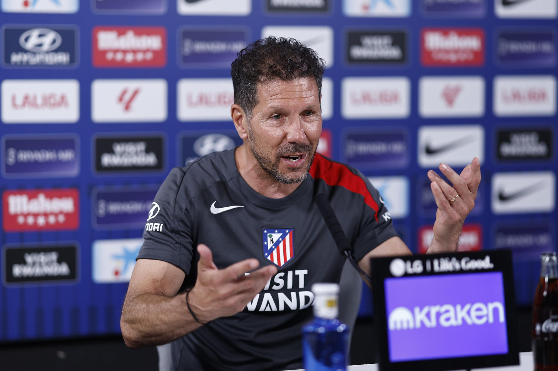 Simeone, durante la rueda de prensa. EFE / Rodrigo Jiménez
