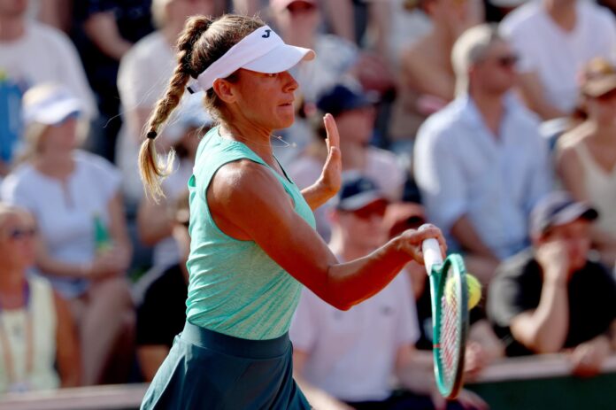 La tenista argentina Solana Sierra en Roland Garros. EFE/EPA/MOHAMMED BADRA
