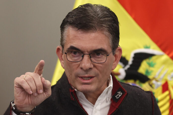 Foto de archivo del presidente de Bolivia, Rodrigo Paz. EFE/ Luis Gandarillas
