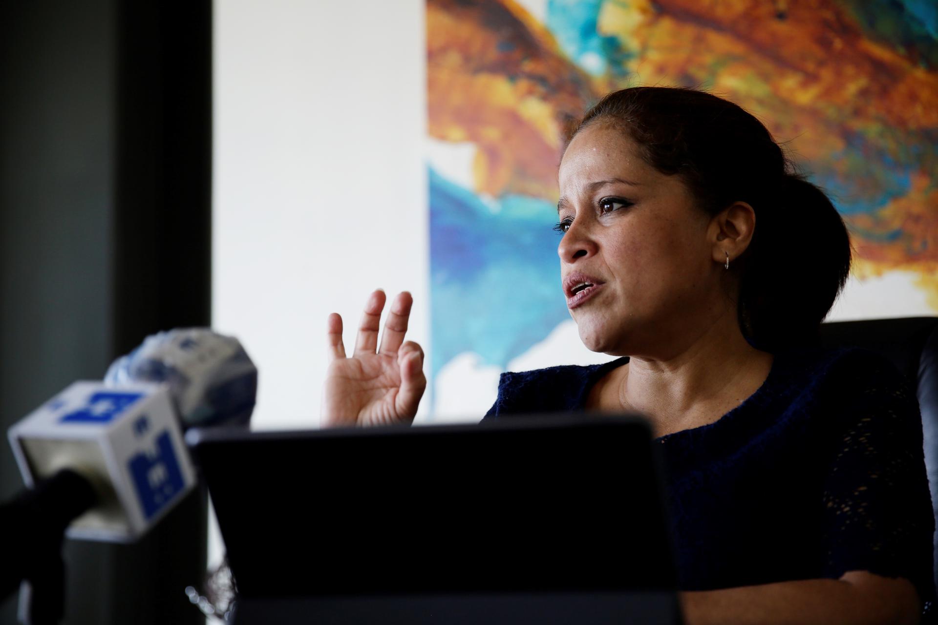 Fotografía de archivo en la que se captó a la ministra de Turismo de El Salvador, Morena Valdez, durante una entrevista con Efe, en San Salvador (El Salvador). EFE/Rodrigo Sura
