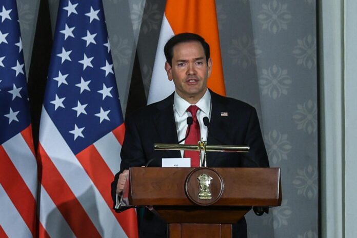 New Delhi (India), 26/05/2026.- El secretario de Estado estadounidense, Marco Rubio, asiste a una rueda de prensa conjunta tras la reunión de ministros de Asuntos Exteriores del Quad en Nueva Delhi, India, el 26 de mayo de 2026. 
EFE/EPA/RAJAT GUPTA
