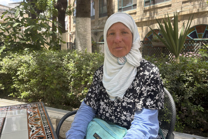 La activista Zohar Chamberlain Regev, la única israelí a bordo de la Flotilla Global Sumud. EFE/Miguel Flores
