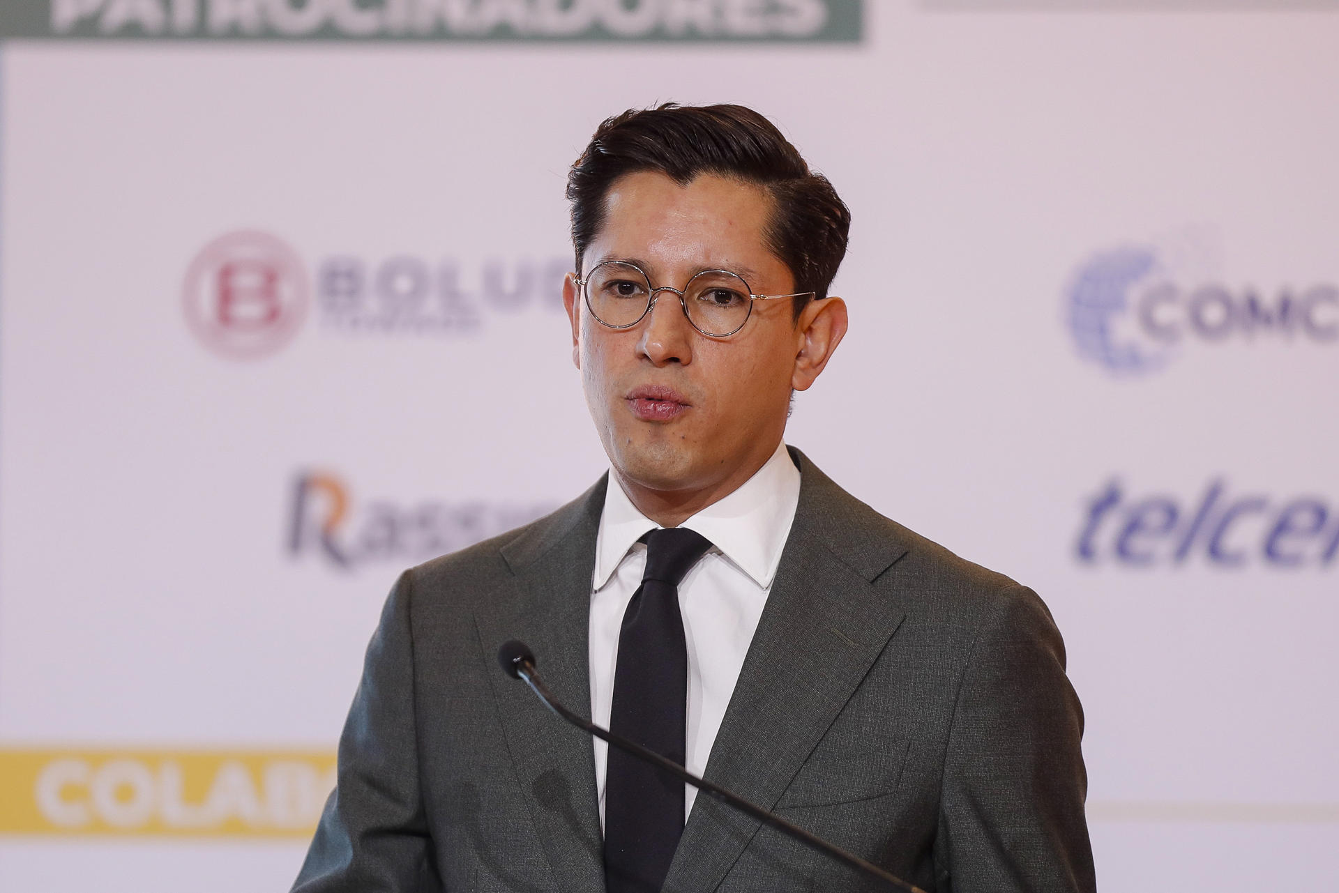 El Secretario de Relaciones Exteriores de México, Roberto Velasco Álvarez, habla durante su participación en el Congreso Iberoamericano del Consejo Empresarial Alianza por Iberoamérica (CEAPI) este martes, en Ciudad de México (México). EFE/Isaac Esquivel
