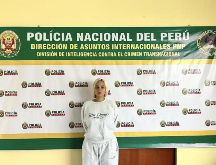 Fotografía cedida de la modelo peruana Nadeska Widausky de 33 años, detenida este 26 de junio de 2026, en atención a una solicitud de la Interpol desde Bélgica por los presuntos delitos de proxenetismo, trata de personas, robo con violencia o amenaza, en Lima (Perú). EFE/ Policía Nacional Del Perú
