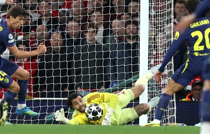 David Raya, en una foto de archivo en las semifinales contra el Atlético de Madrid. EFE/EPA/NEIL HALL
