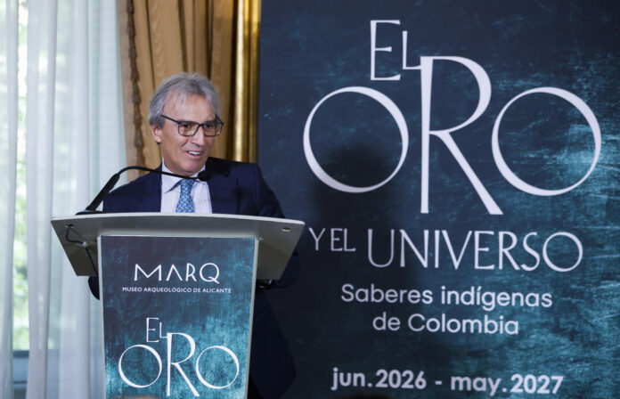 - rl embajador de Colombia en España, Eduardo Ávila Navarrete, interviene durante el acto de presentación de la próxima exposición internacional que acogerá el Museo Arqueológico de Alicante, “El oro y el universo. Saberes indígenas de Colombia”, del Museo del Oro del Banco de la República de Colombia, este miércoles en la sede de la Casa de América, en Madrid. EFE/David Fernández
