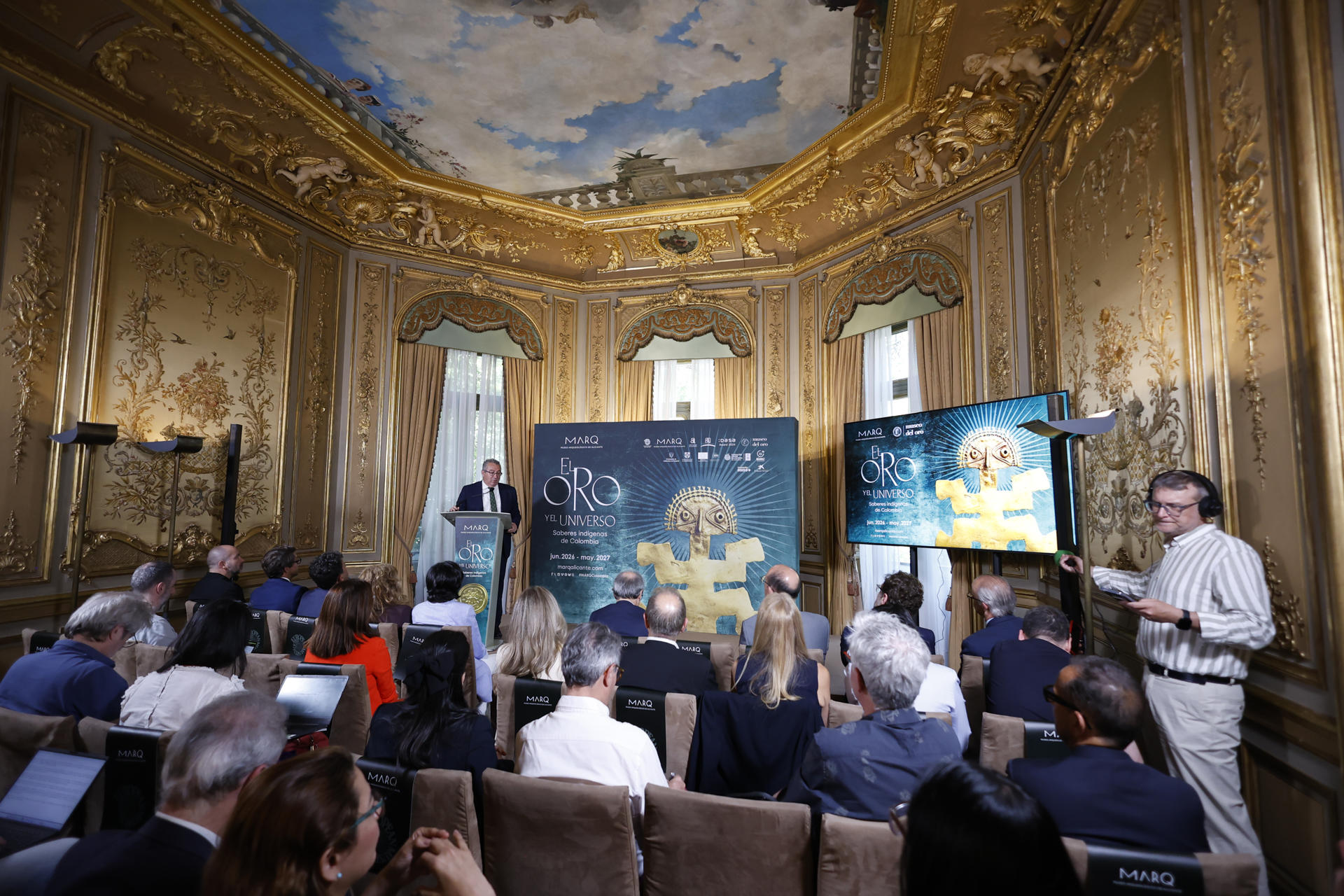 .- El presidente de la Diputación de Alicante, Toni Pérez, interviene durante el acto de presentación de la próxima exposición internacional que acogerá el Museo Arqueológico de Alicante, “El oro y el universo. Saberes indígenas de Colombia”, del Museo del Oro del Banco de la República de Colombia, este miércoles en la sede de la Casa de América, en Madrid. EFE/David Fernández
