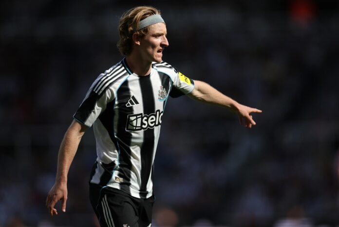 El delantero internacional inglés Anthony Gordon, del Newcastle United. en foto de archivo de ADAM VAUGHAN. EFE/EPA
