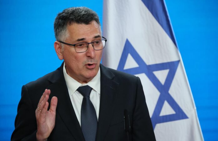 El ministro israelí de Exteriores, Gideon Saar, en una imagen del 5 de mayo de 2026. EFE/EPA/HANNIBAL HANSCHKE
