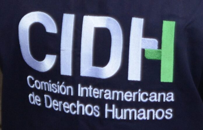 Fotografía de archivo de un logo de la Comisión Interamericana de Derechos Humanos (CIDH). EFE/Lenin Ocampo
