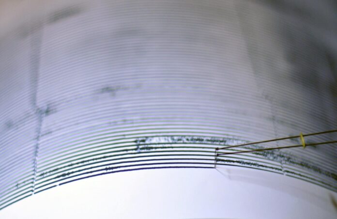 Fotografía de archivo de un sismógrafo. EFE/Ulises Rodríguez
