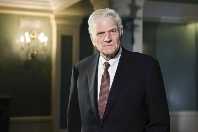 Madrid, 29/05/2026.- El famoso y polémico pastor evangélico Franklin Graham, durante una entrevista con EFE en Madrid, donde este fin de semana es el invitado principal del Festival de la Esperanza, que va a reunir a miles de fieles evangélicos en un controvertido acto donde las alabanzas a Dios se mezclarán con discursos políticos ultraconservadores y ataques a los derechos de las mujeres y la comunidad LGBTIQ.- EFE/Marcos Villaoslada
