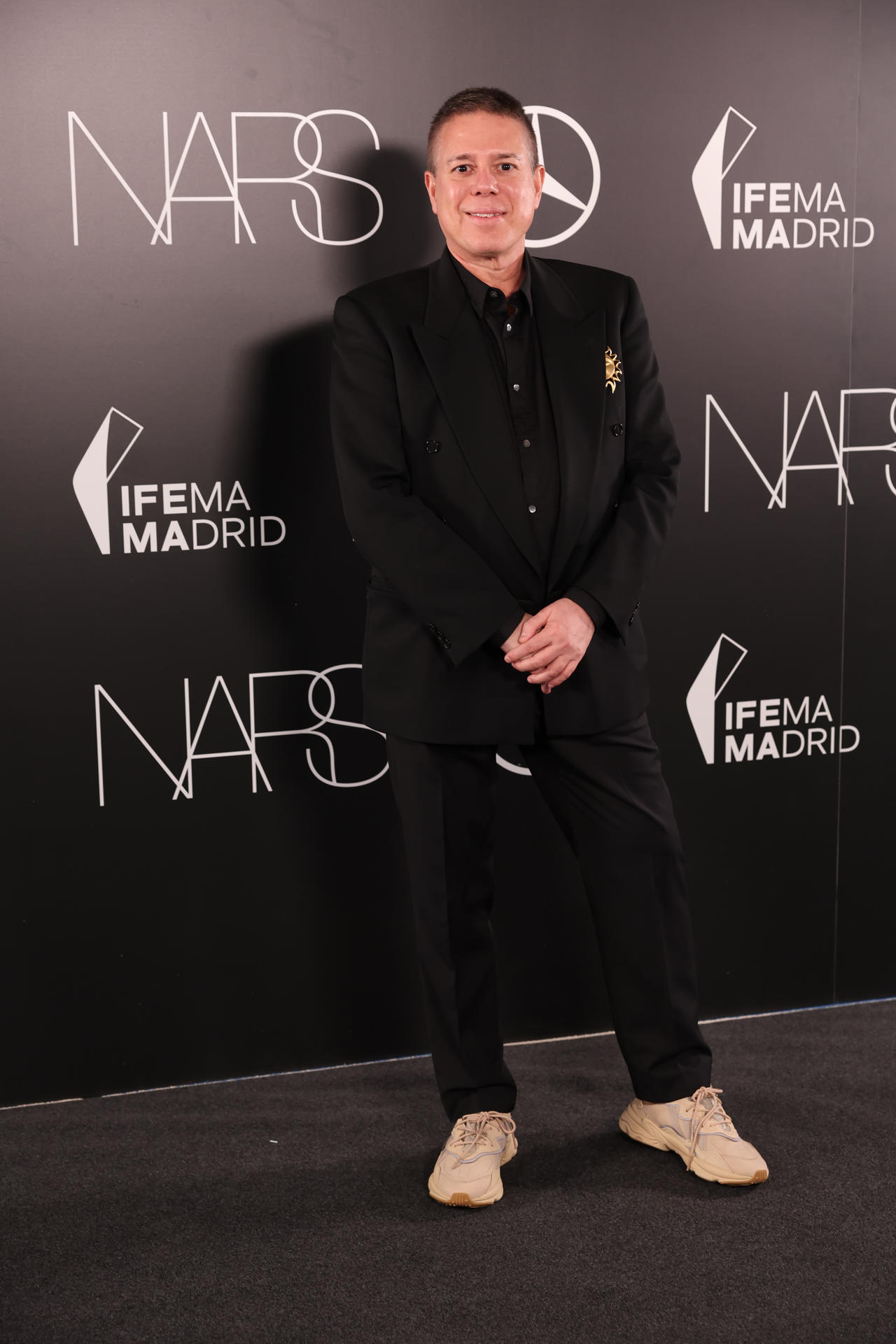 El diseñador Hannibal Laguna en el photocall de la cena inaugural de la Mercedes-Benz Fashion Week Madrid el pasado mes de marzo. EFE/Kiko Huesca
