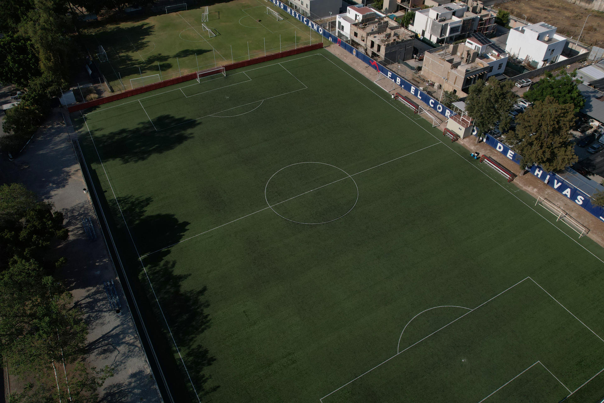 Fotografía aérea que muestra las instalaciones del campo de entrenamiento 'Verde Valle' este sábado, en Guadalajara (México). EFE/ Francisco Guasco
