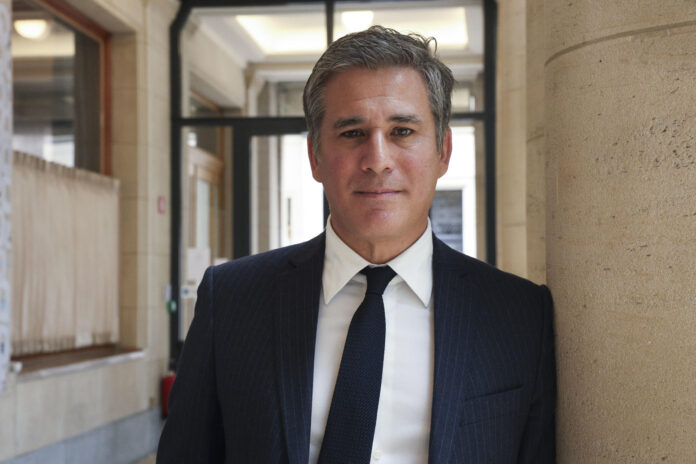 El canciller de Costa Rica, Manuel Tovar, concede una entrevista a EFE con motivo de su visita a Bruselas, durante la cual se reunirá con representantes de las instituciones europeas.EFE/ Olatz Castrillo
