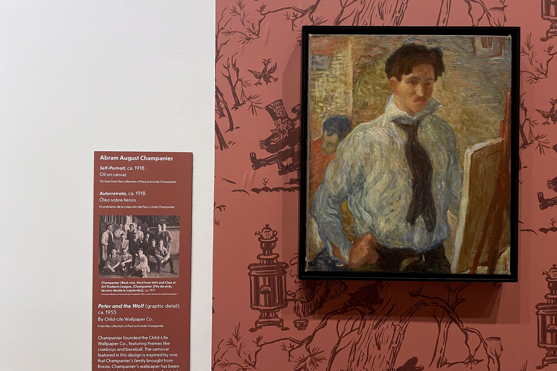 Fotografía que muestra un autoretrato del artista Abram Champanier durante la exposición 'Another Wonderland' (Otro País de las Maravillas) este martes, en el Museo de la Ciudad de Nueva York (Estados Unidos). EFE/ Alicia Sánchez
