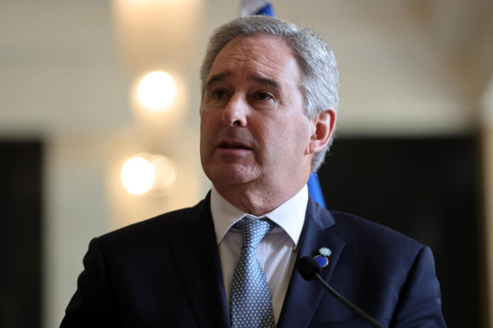 Fotografía de archivo del ministro de Relaciones Exteriores de Argentina, Pablo Quirno, durante una rueda de prensa, en Santiago de Chile. EFE/Javier Torres
