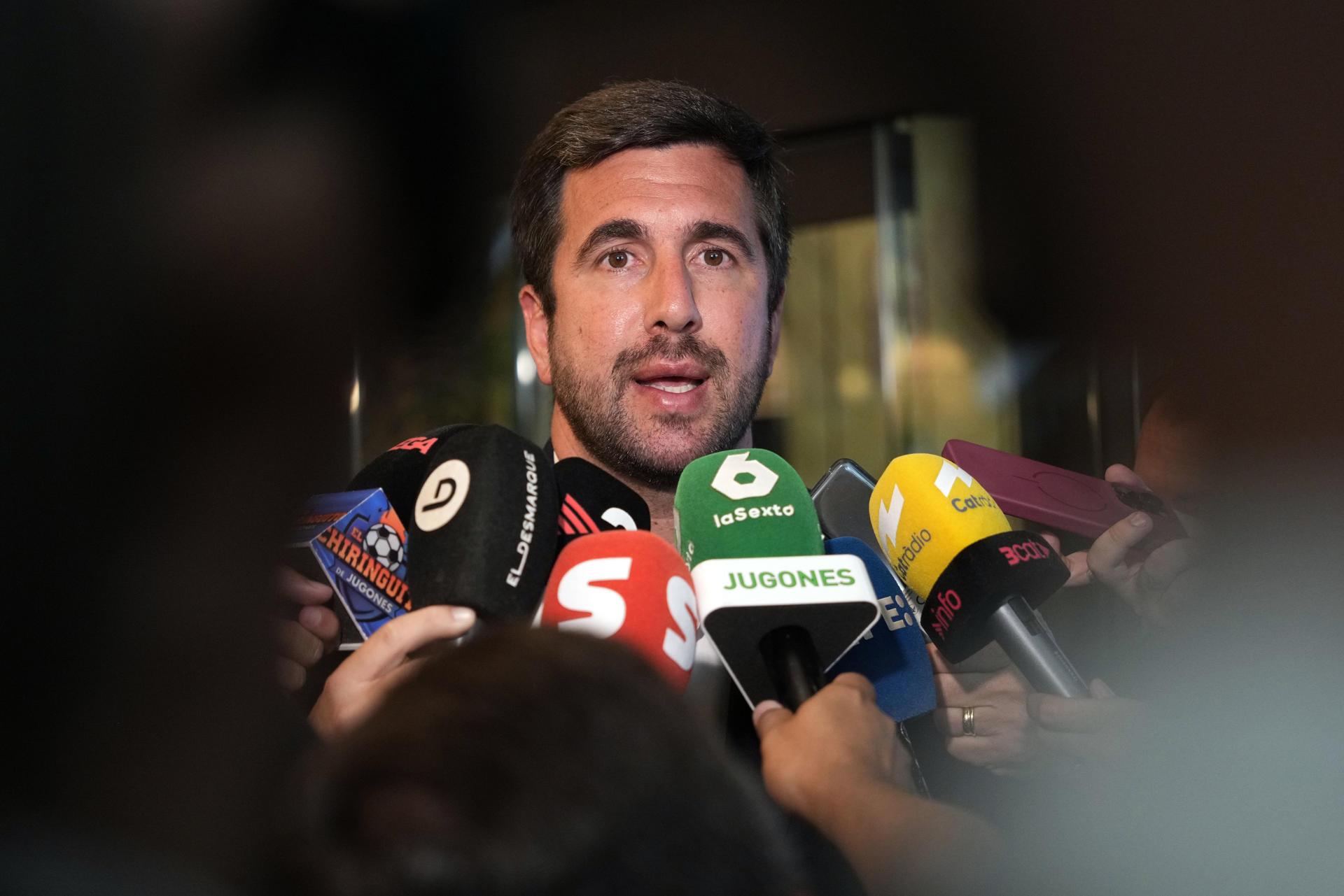 El candidato a la presidencia del Real Madrid Enrique Riquelme en foto de archivo de Alejandro García
