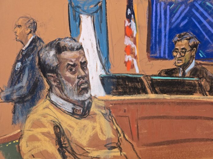 Fotografía de archivo de un dibujo realizado por la artista Jane Rosenberg donde aparece el rapero Sean Combs 'Diddy' esperando su sentencia durante el juicio realizado en un tribunal de Nueva York. EFE/Jane Rosenberg
