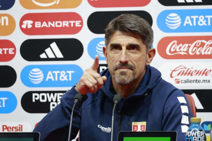 El seleccionador de Serbia Veljko Paunović durante la conferencia de prensa previa al partido contra México, en la ciudad de Toluca (México). EFE/Felipe Gutiérrez
