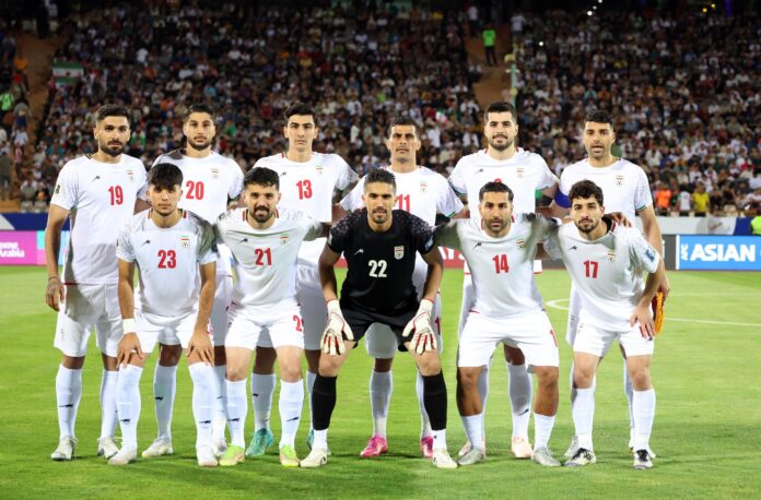 Once titular que la selección iraní presentó en el partido de clasificación del Mundial 2026 contra Corea del Norte, en Teherán, el 10 de junio de 2025.EFE/EPA/ABEDIN TAHERKENAREH
