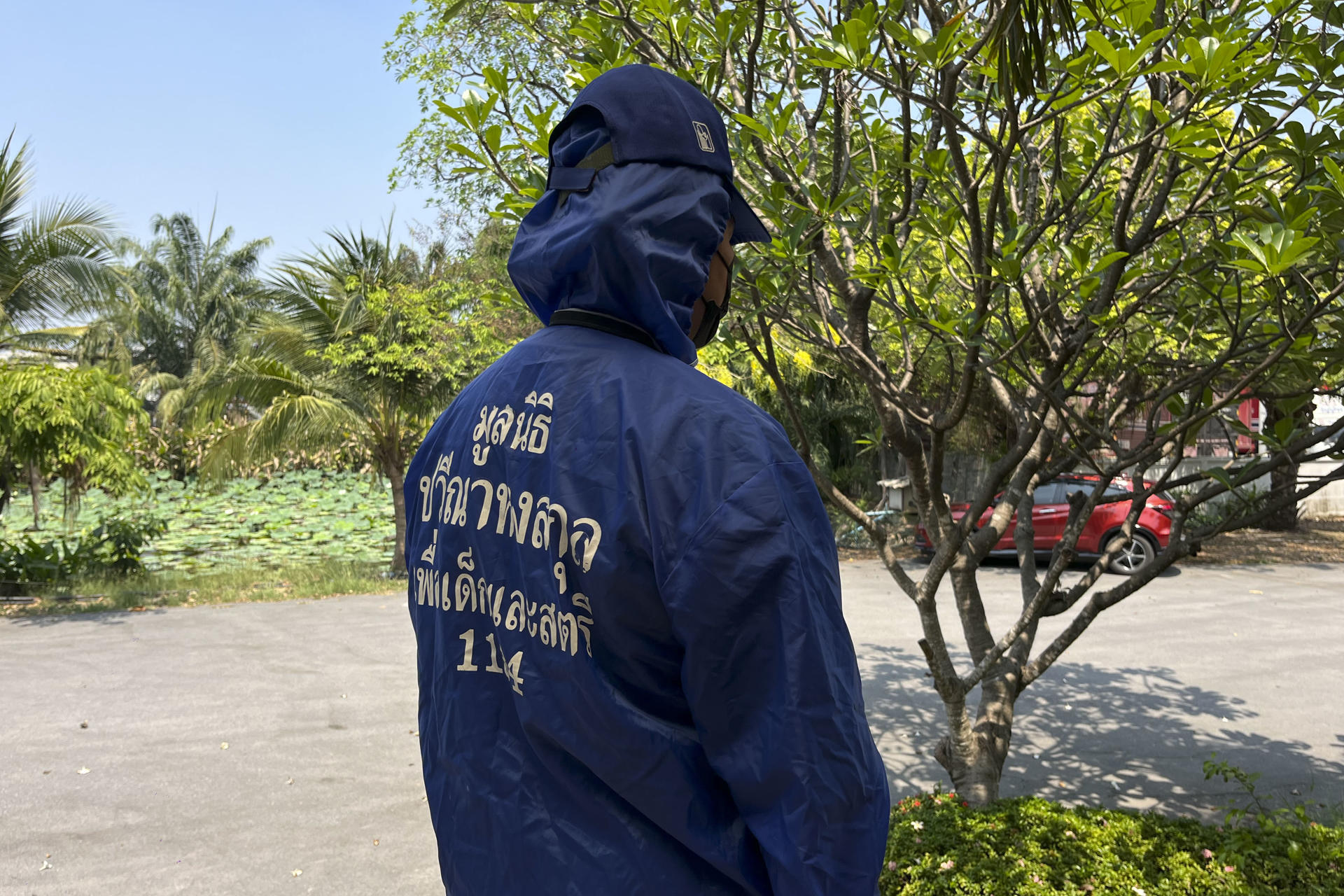 BANGKOK (TAILANDIA), 04/06/2026.- Na –nombre ficticio para proteger su identidad–, una tailandesa en la treintena que viajó de Bangkok a la capital georgiana, Tiflis, tras aceptar una oferta que halló en la red social Facebook para convertirse en gestante para una familia extranjera, sin saber que el intermediario que se lo ofreció trabajaba supuestamente para la empresa china BabyCome, investigada en Tailandia por la División de Tráfico de Personas de un organismo dependiente del Ministerio de Justicia bajo la categoría de "caso especial". 
EFE/ María Carcaboso Abrié
